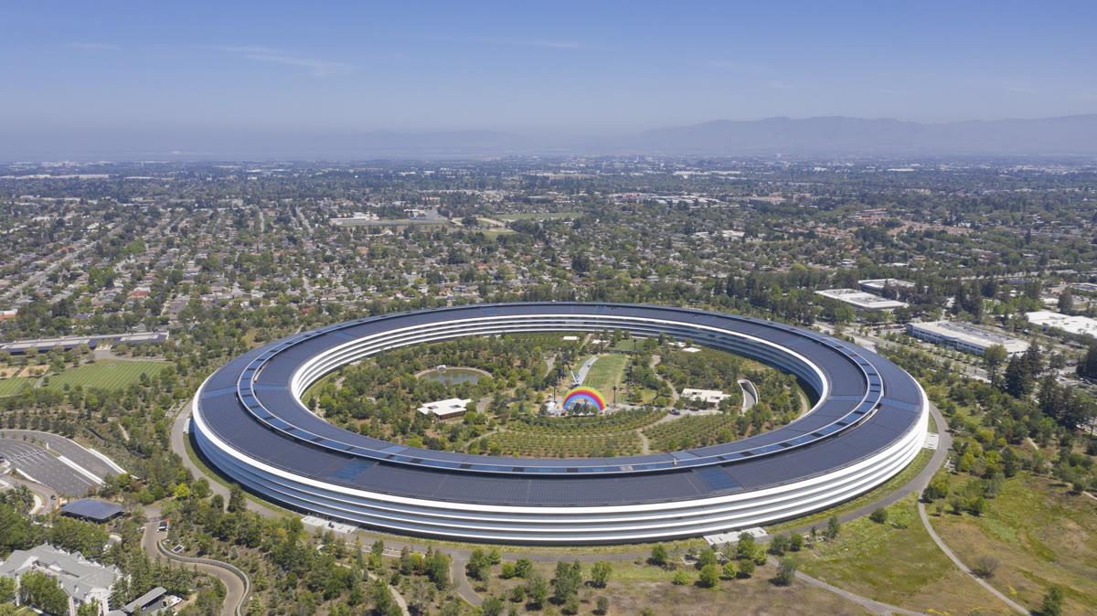 Aerial view of Apple Park in Cupertino, California