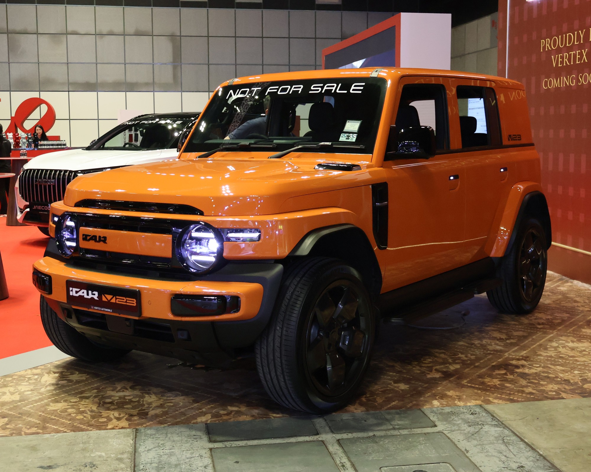 The iCaur V23 boxy all-electric crossover SUV