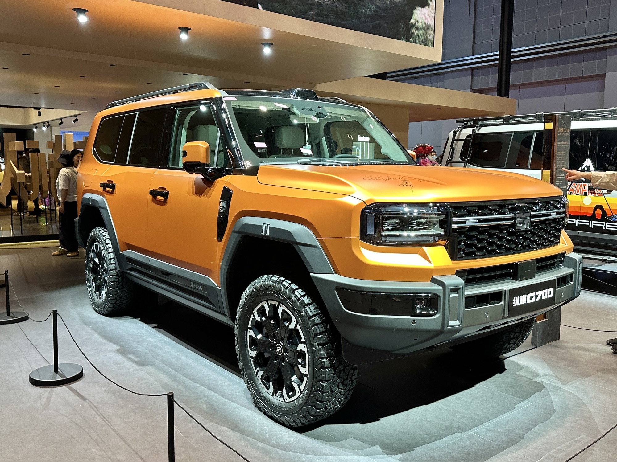Jetour G700 TopFire plug-in hybrid SUV